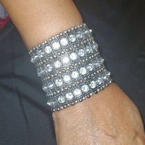 Rhinestone Fashion Bracelet